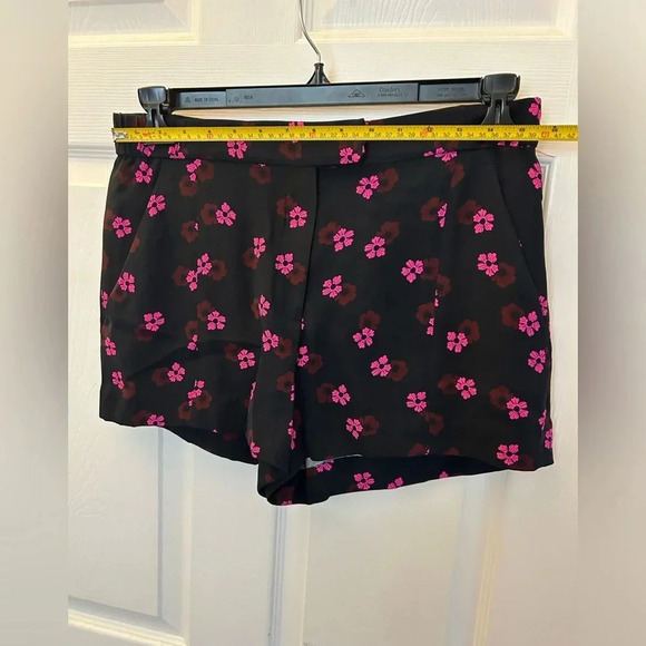 A.L.C- ‘Val’ Mallow Print Silk Shorts - Picture 6 of 7